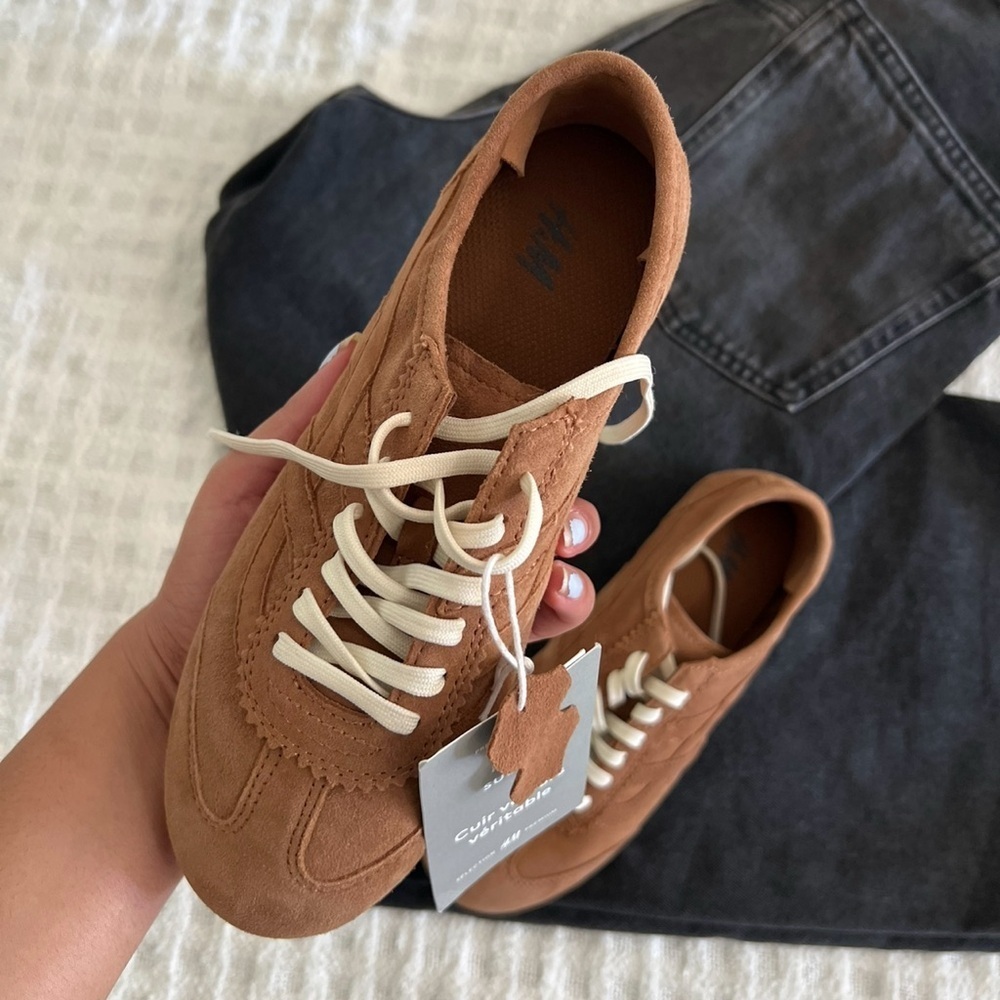 NWT H&M Brown Suede Sneakers 🍂 - Picture 4 of 8